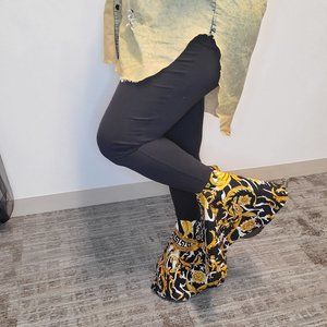 Bell-Bottom Leggings